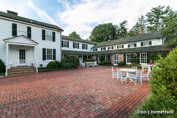 6011CharlesmeadeRd-240