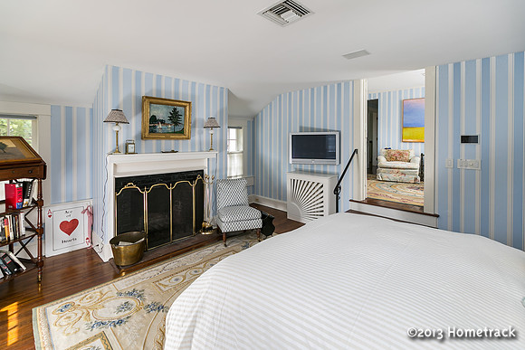 6011CharlesmeadRd-3052