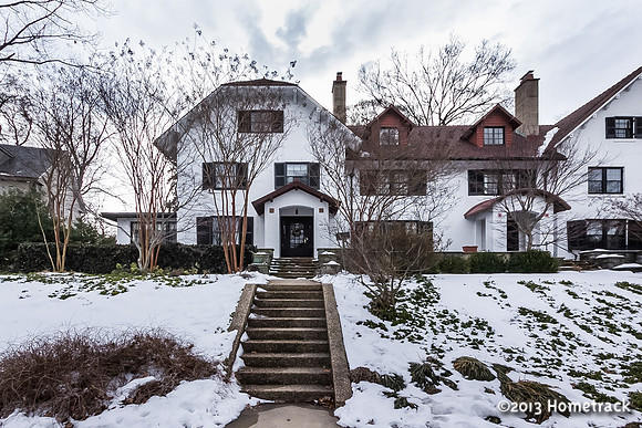 835WUniversityPkwy-1