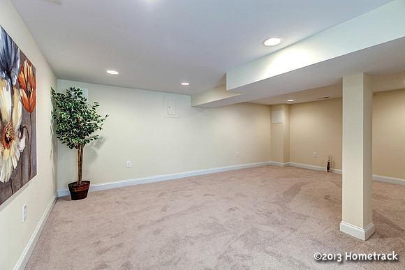 Set317from_3438YardleyDr-21