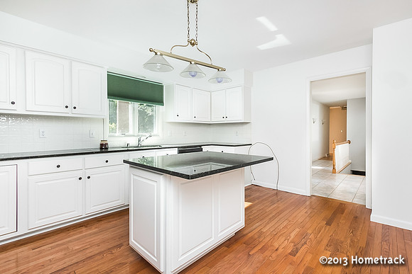 10WinterberryCt-16