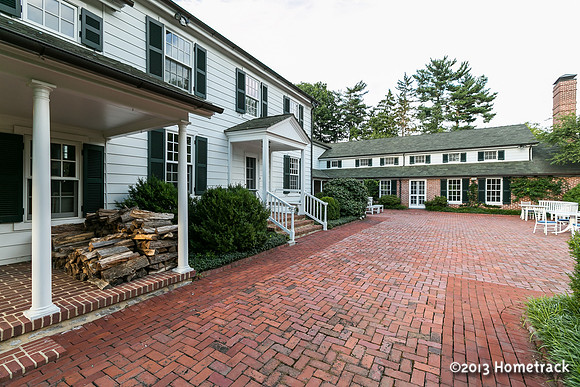 6011CharlesmeadeRd-241