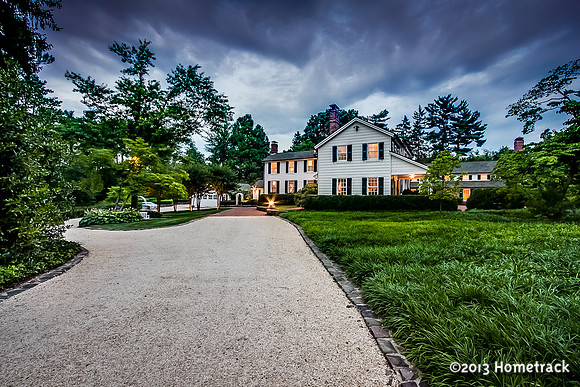 6011CharlesmeadRd-400